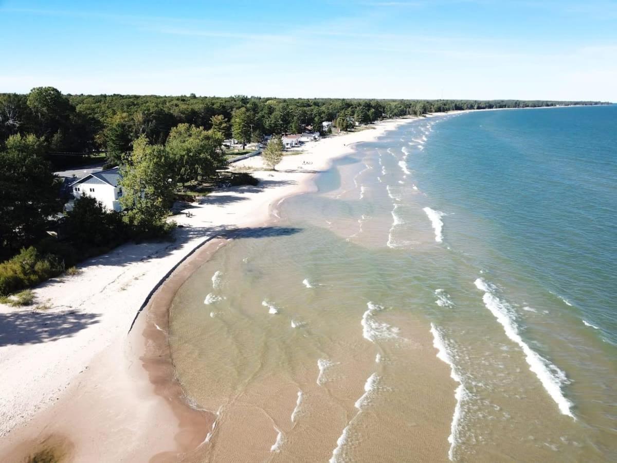 Beach Club Of Oscoda - The Lakeshore Cottage 外观 照片